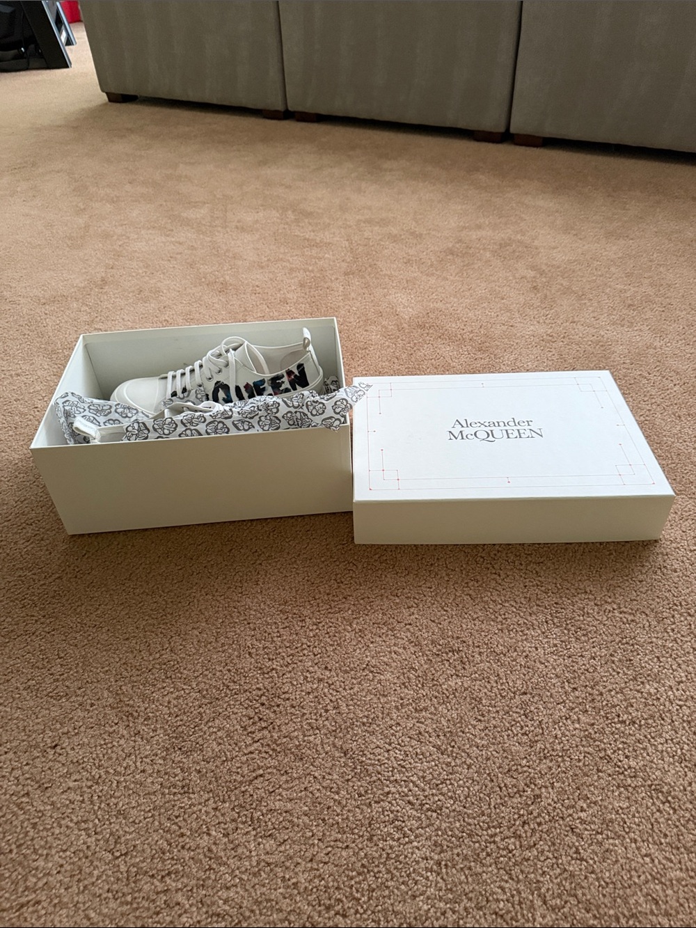 Alexander McQueen Kids White Leather Sneakers with Black Logo